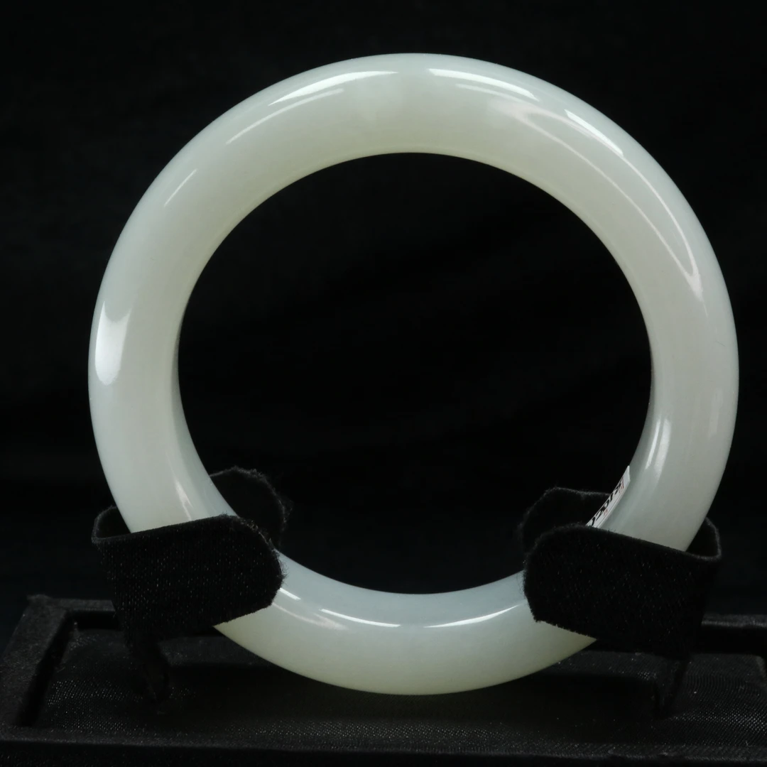 36和田玉羊脂白手镯/801221上海嘉禾拍卖