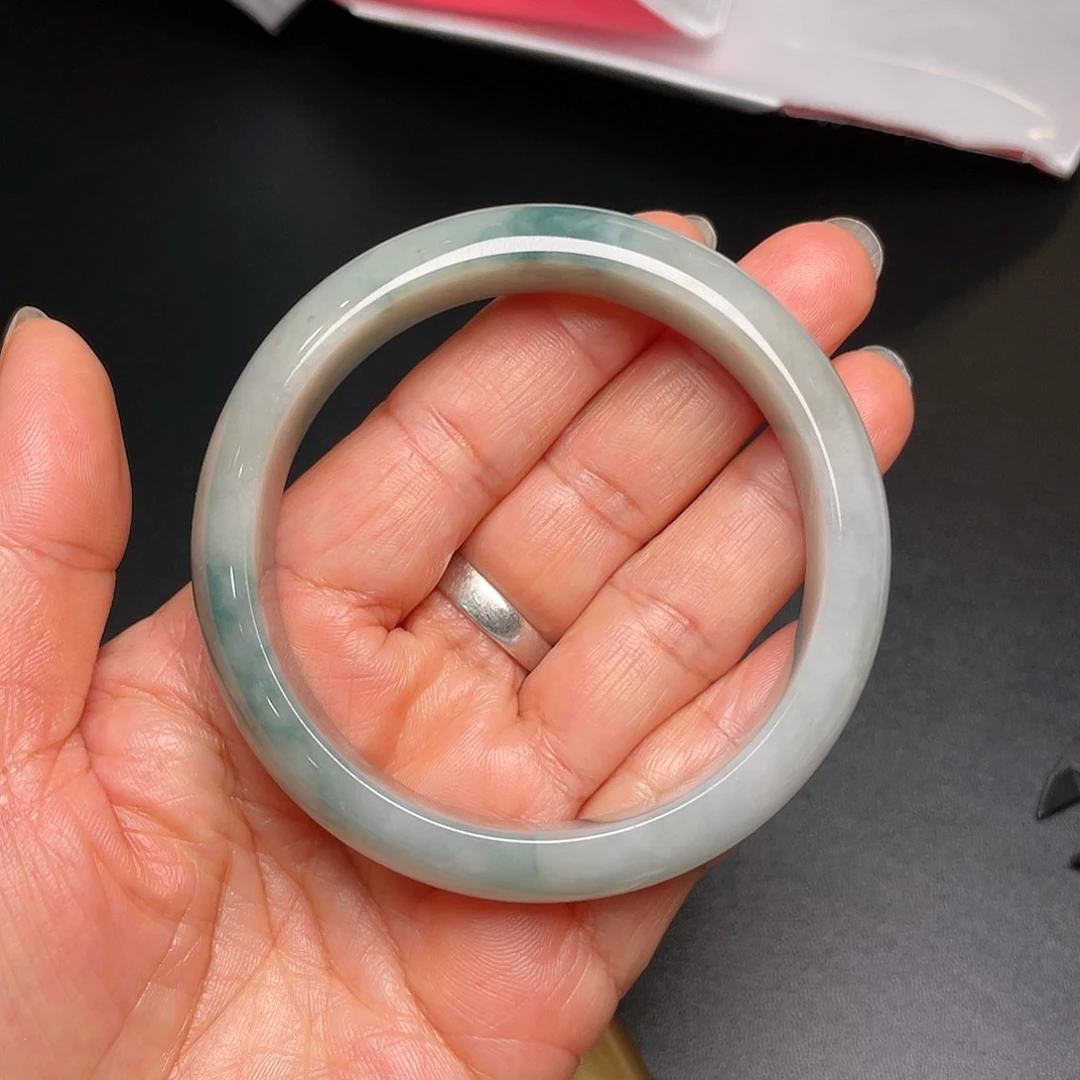 翡翠未镶嵌手镯天然翡翠手镯