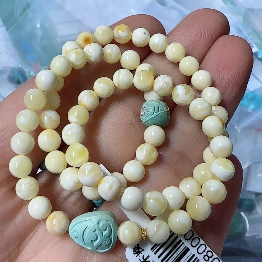 蜜蜡珠宝奇石未镶嵌