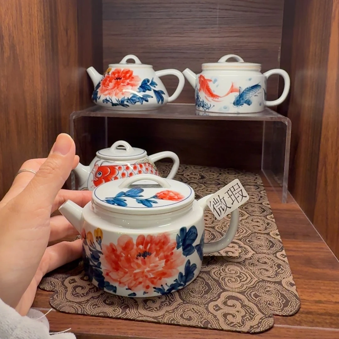 釉下手绘茶具微瑕