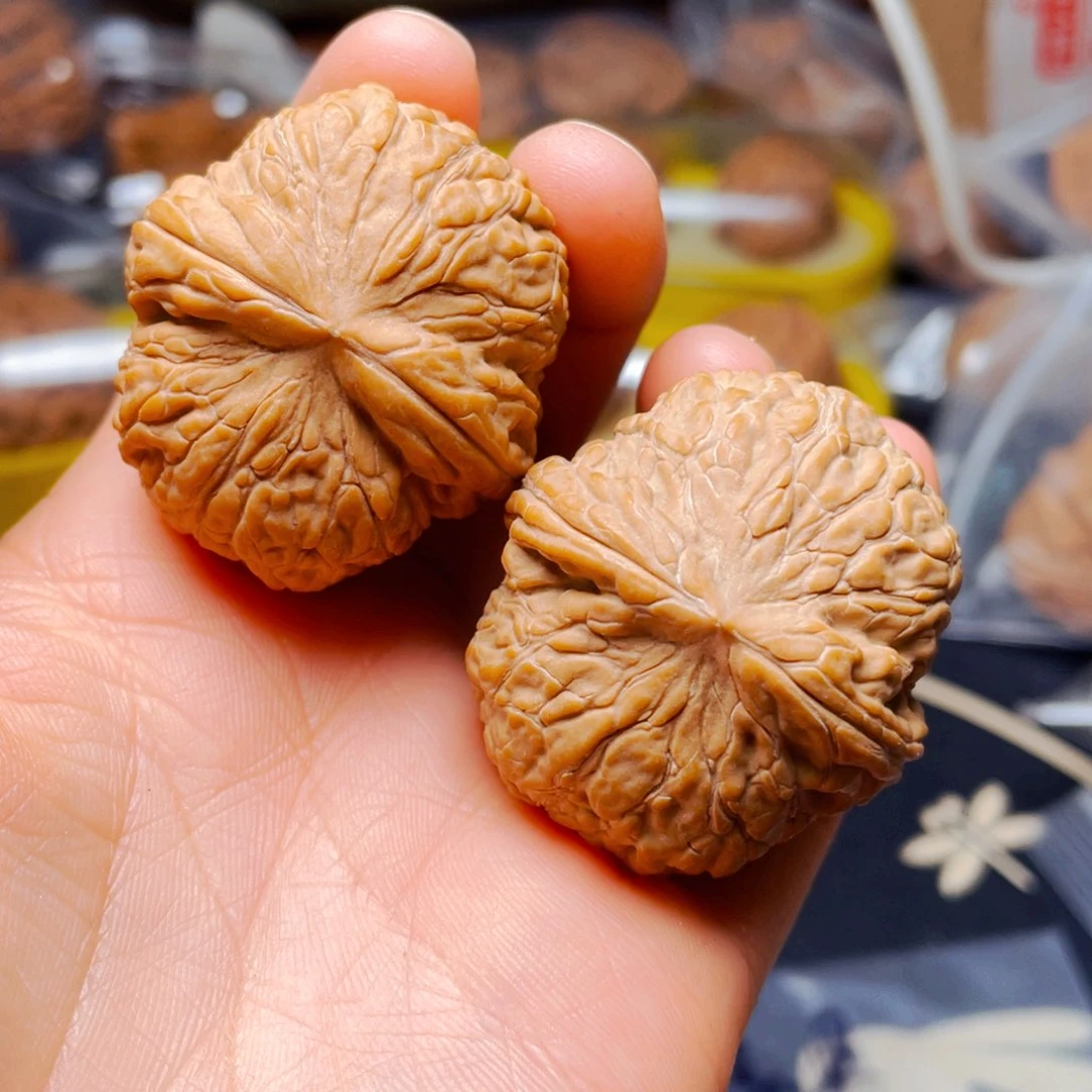 吊坠文玩核桃平底锅一对