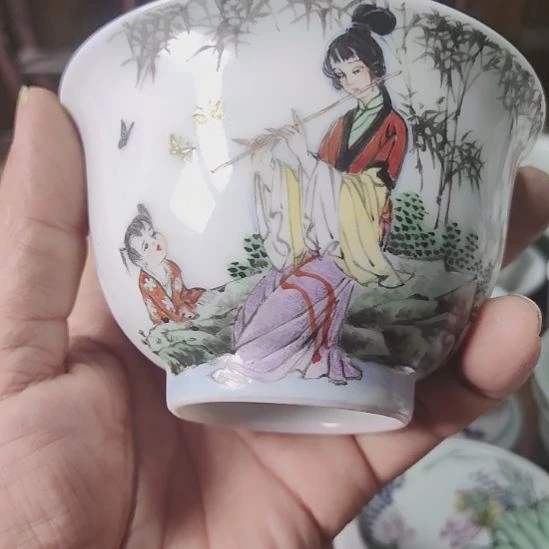 戴玉衡手绘陶瓷艺术