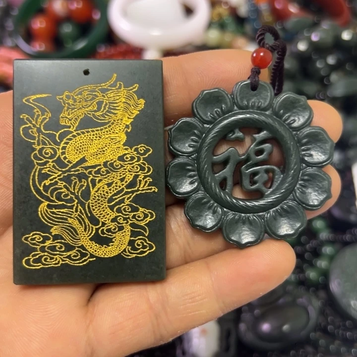 开***乐和田玉未镶嵌颈饰