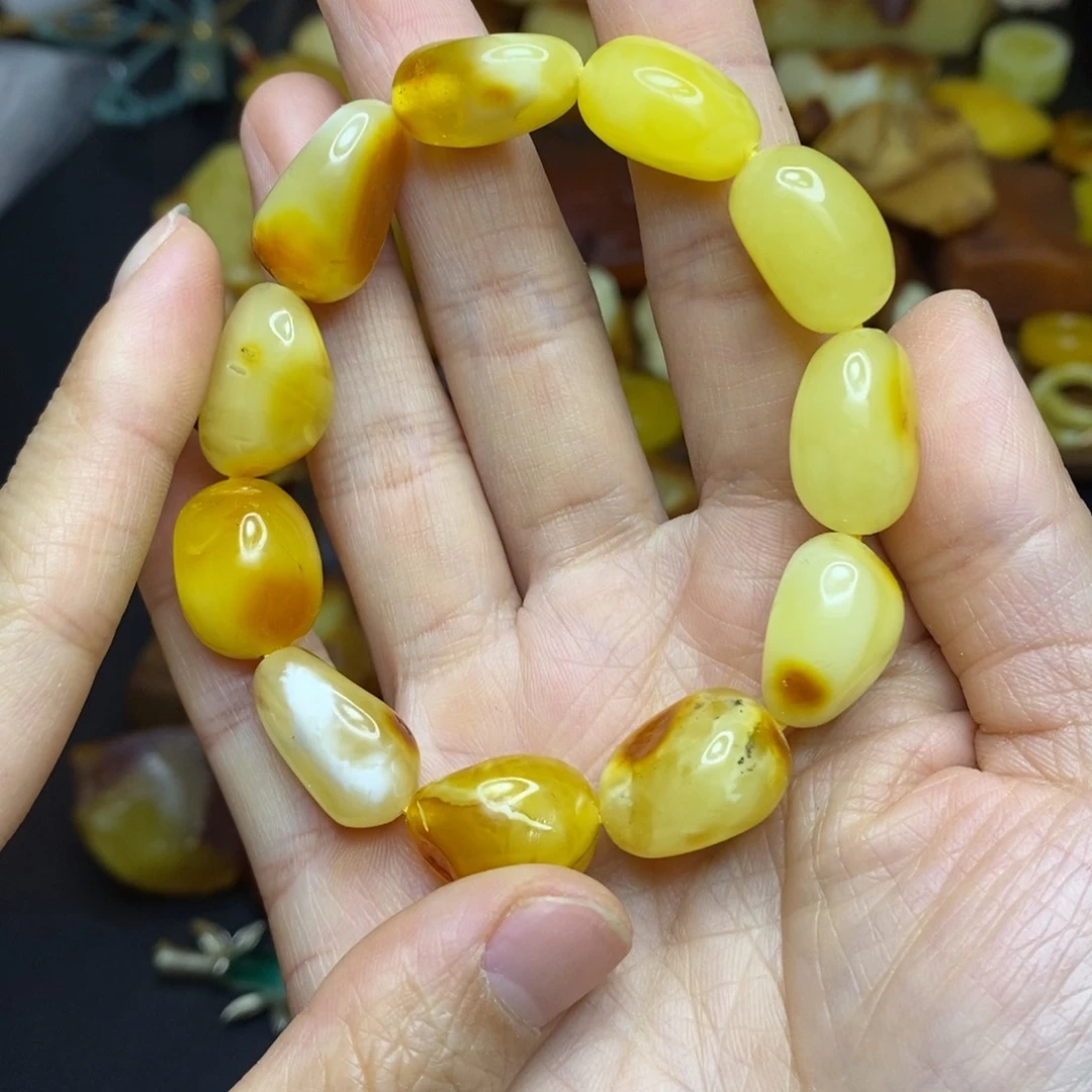 未镶嵌颈饰琥珀布***6胖