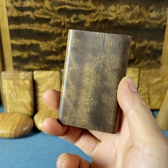 【闪购商品】林****林金丝楠阴沉木无事牌