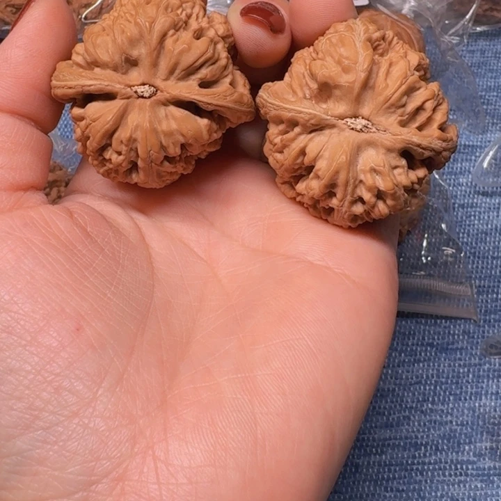 文玩核桃吊坠福利粗筋43