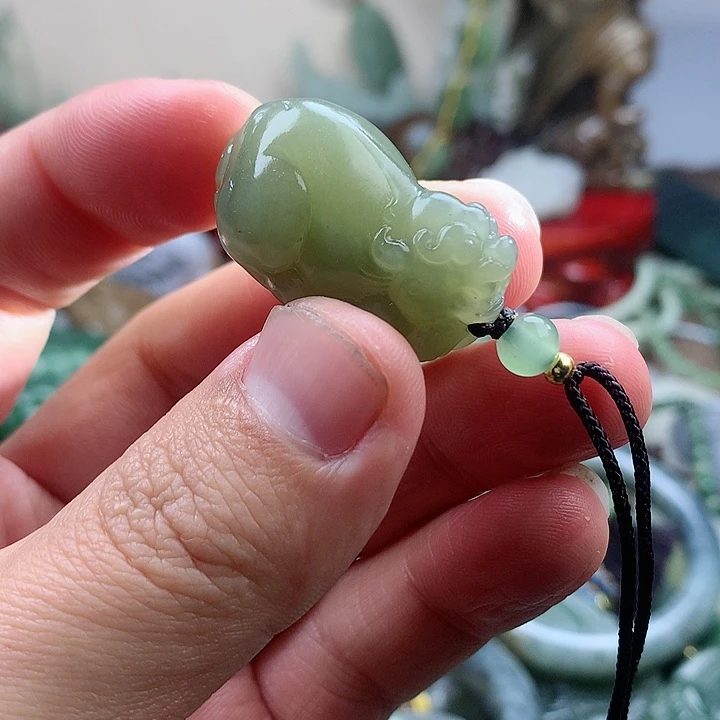 未镶嵌和田玉挂件