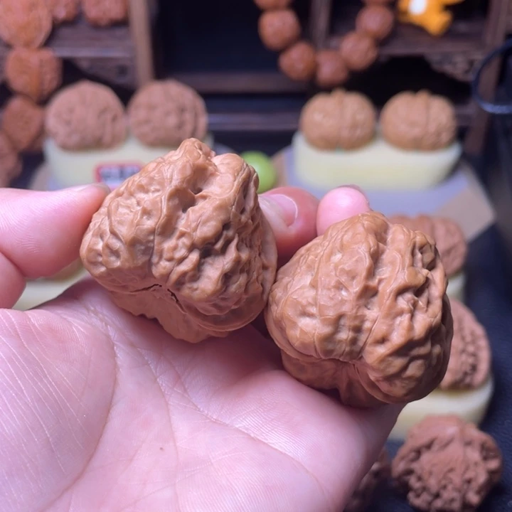 文玩核桃吊坠40蛤蟆