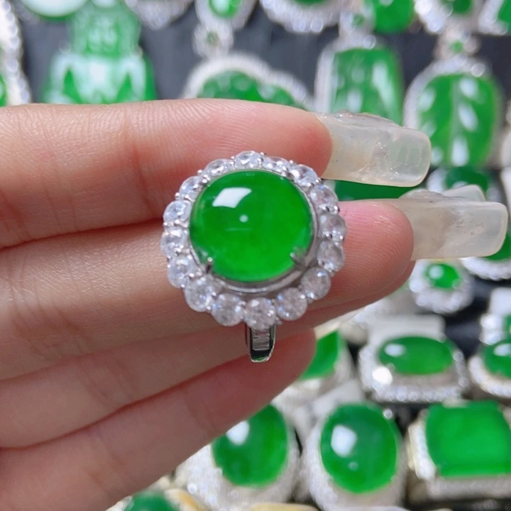 翡翠颈饰银S925镶嵌         