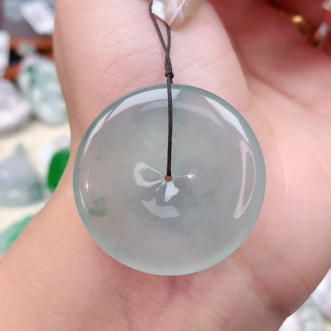 颈饰未镶嵌翡翠扣