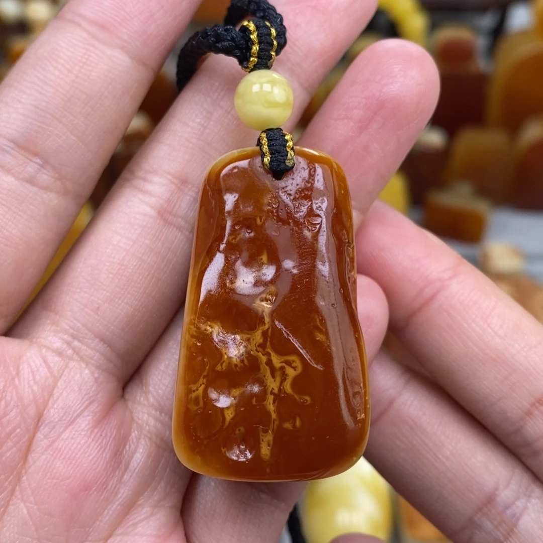 蜜蜡未镶嵌珠宝奇石