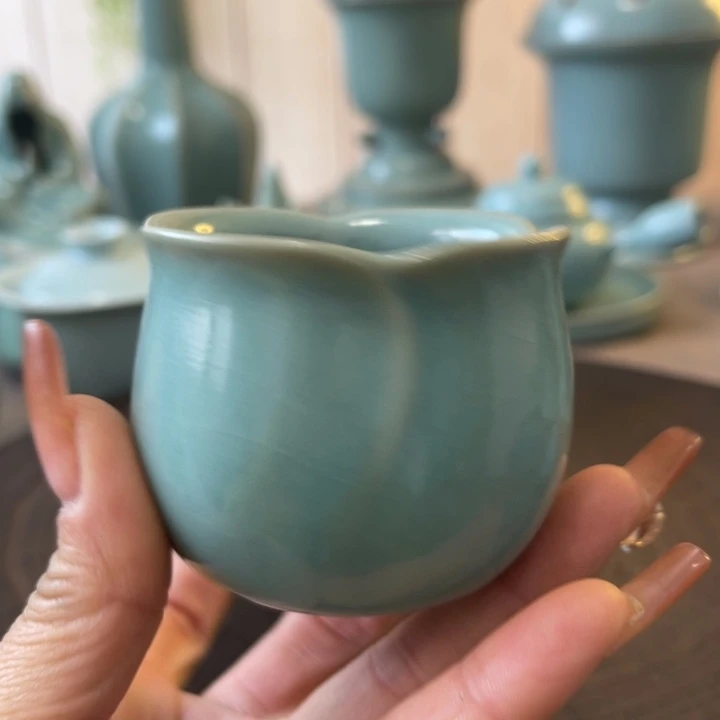 瓷片花口杯一一一一一