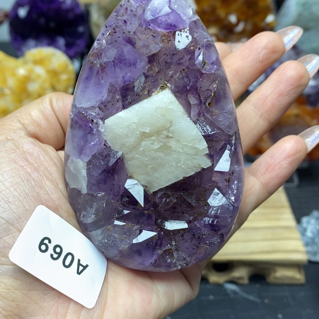 未镶嵌大型摆件（非配饰）水晶