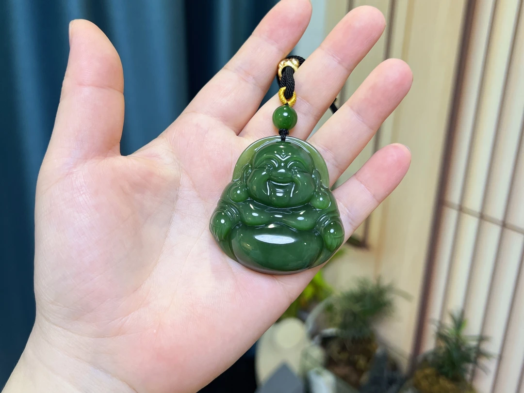 和田玉碧玉冰绿大佛公50mm