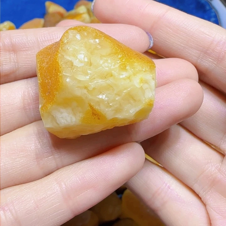 定制琥珀未镶嵌蜜蜡