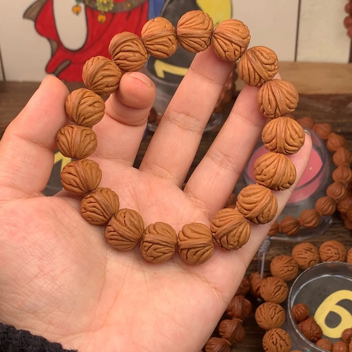 吊坠桃核15祥云龙纹