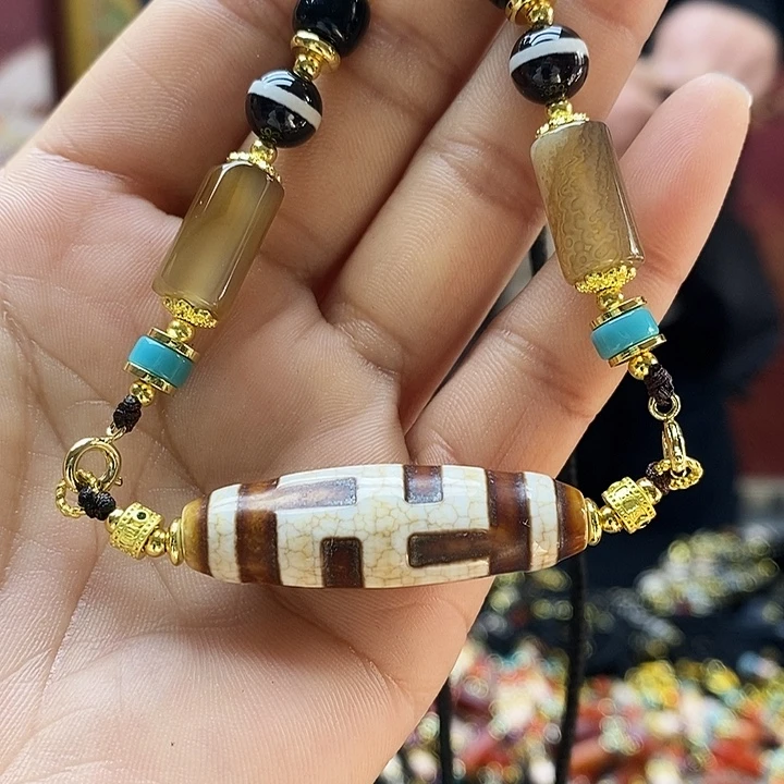 玛瑙/玉髓合金颈饰