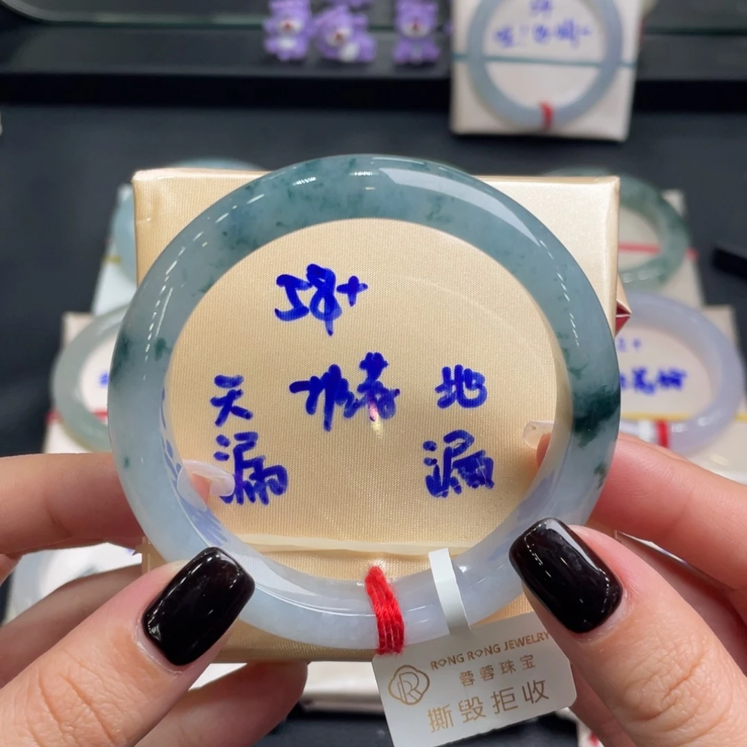 翡翠未镶嵌手镯翡翠手镯