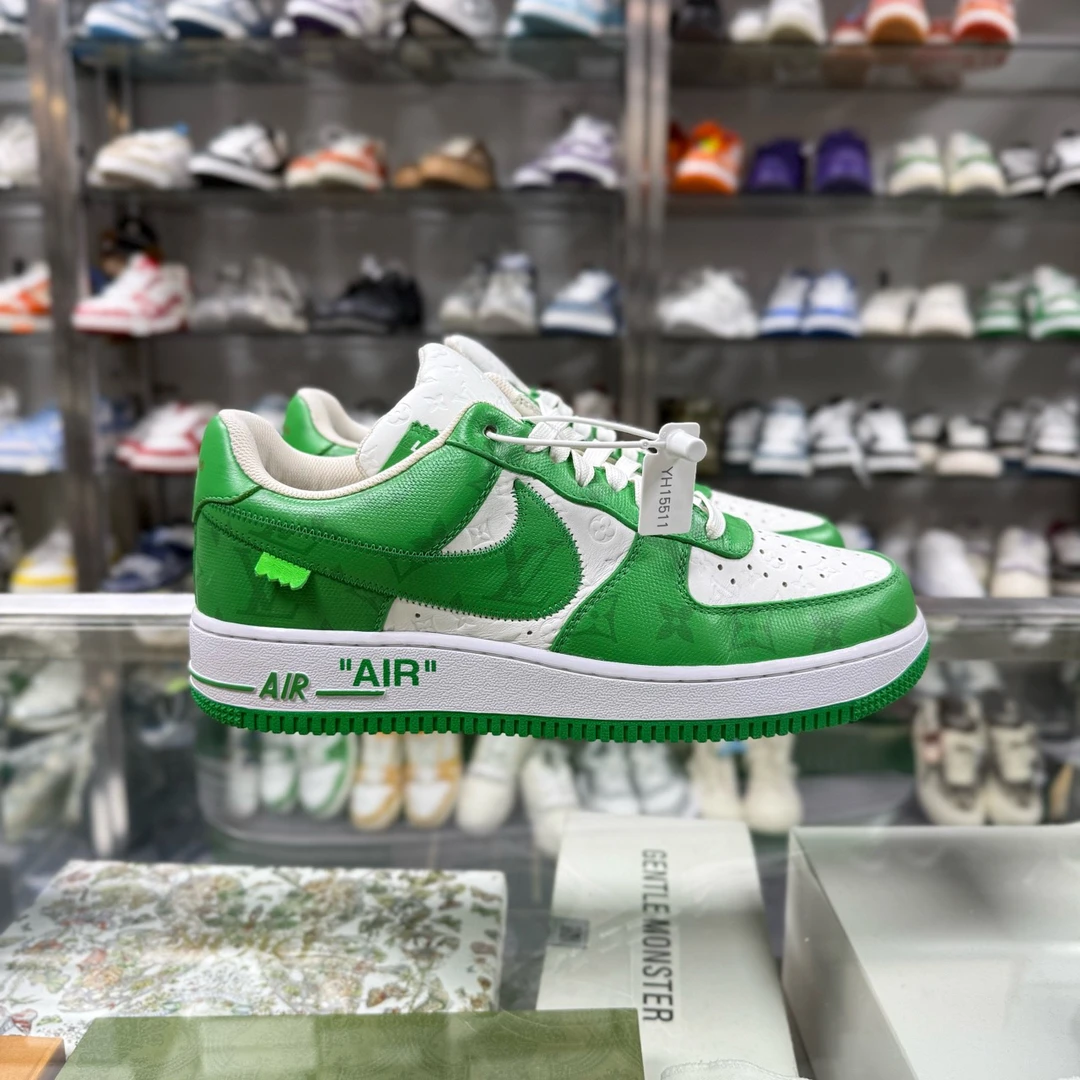 99新 LouisVuitton/路易威登 AF1 联名白绿满印 尺码/US8 YH15511