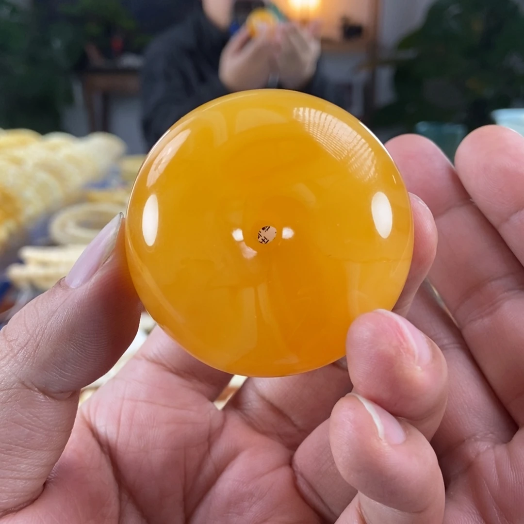 琥珀未镶嵌珠宝奇石鸡油红平安扣45.74