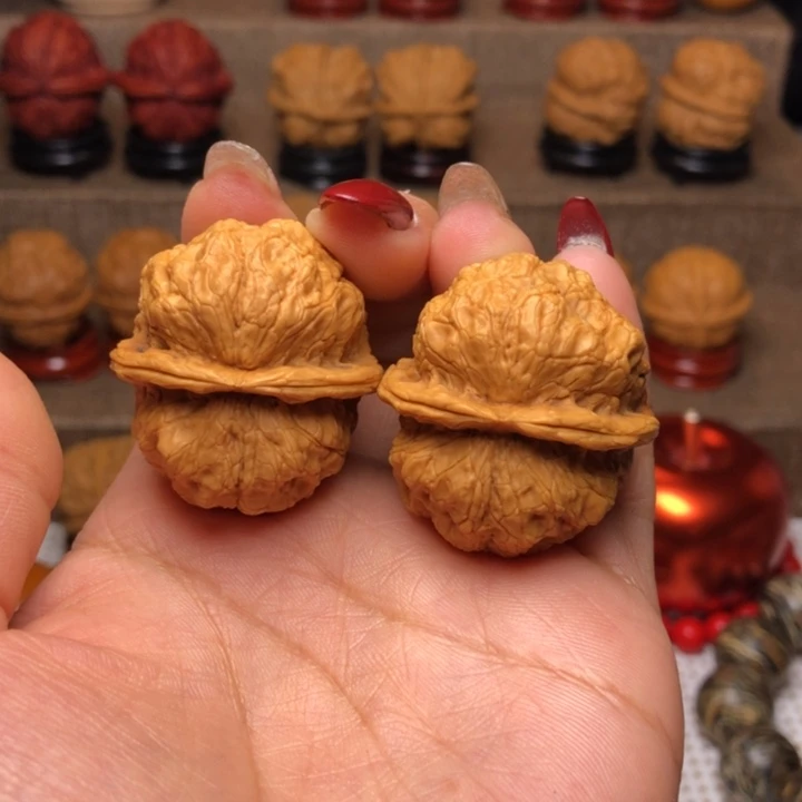 文玩核桃把件38龙鳞舍利疙瘩包