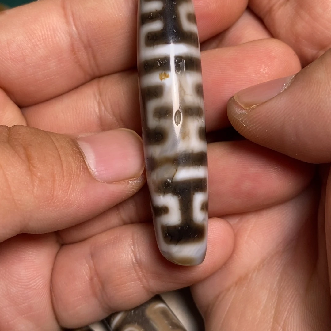 ****花玛瑙/玉髓未镶嵌珠宝半成品