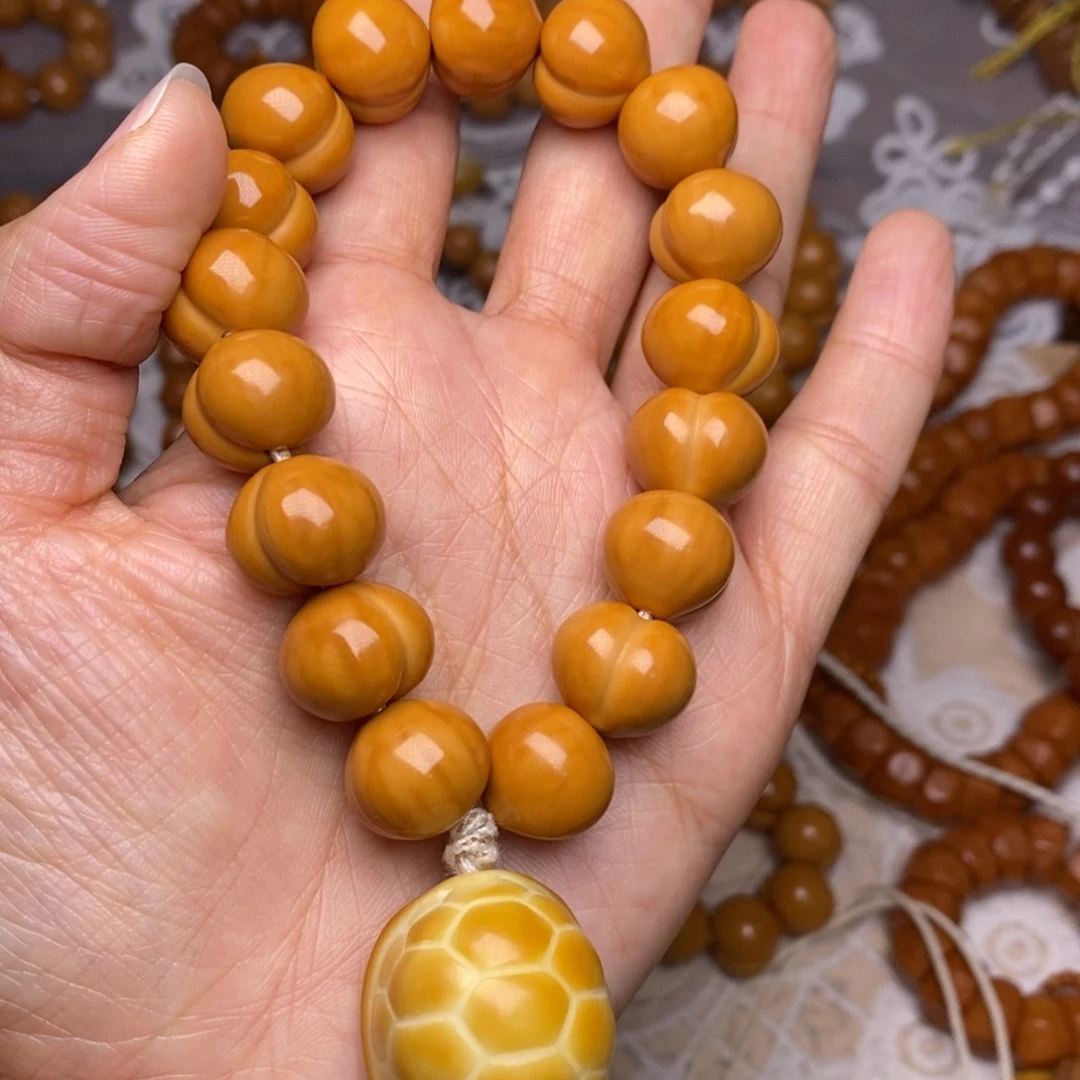 把件猴头核桃柯基屁桃龟甲