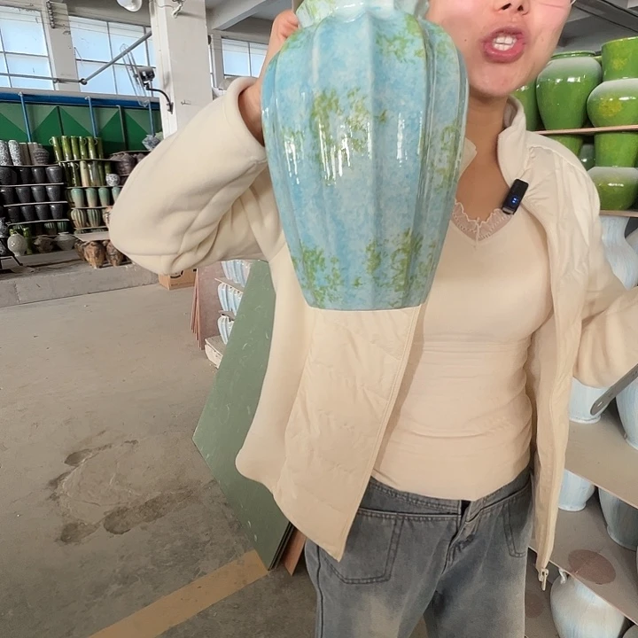 陶景德镇陶瓷花瓶工厂