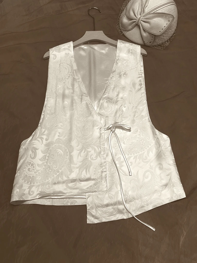 新款高贵夏季个性不规则时尚马甲（出口日本）