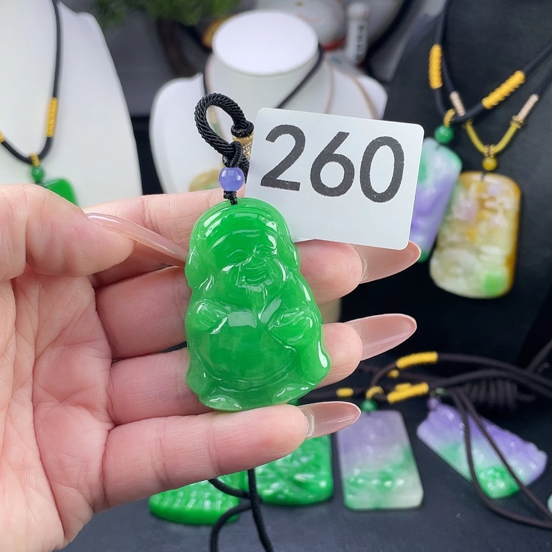 翡翠未镶嵌吊坠(赠链)