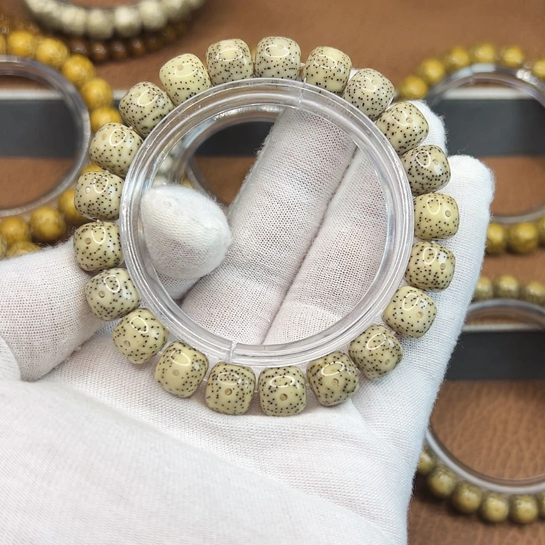 星月菩提手串石玉料11×10瓷白星点货