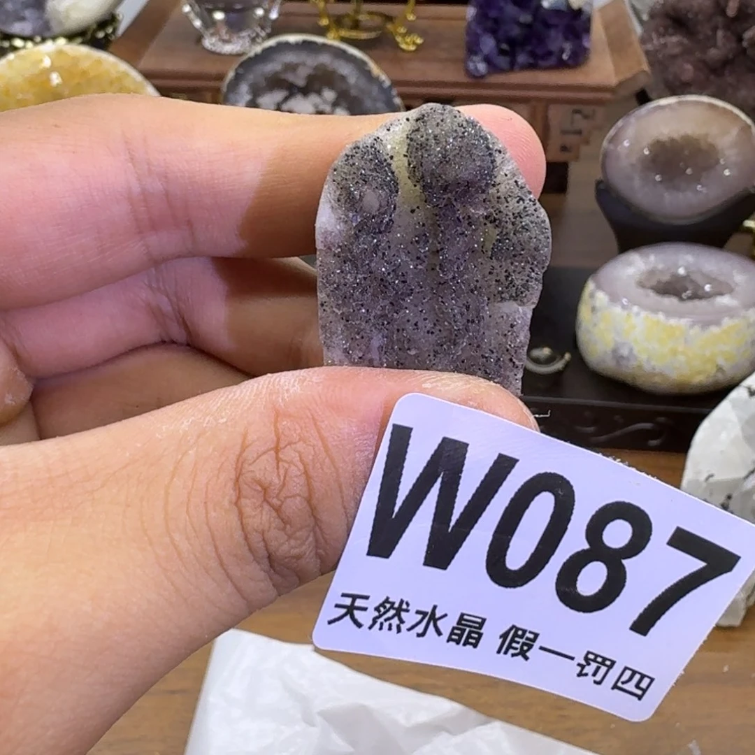 未镶嵌水晶大型摆件（非配饰）