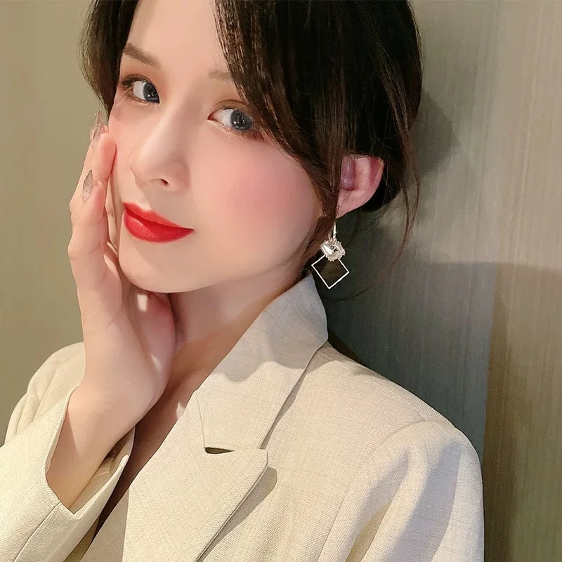 【98】几何大气耳环气质百搭黑色方形小众设计感