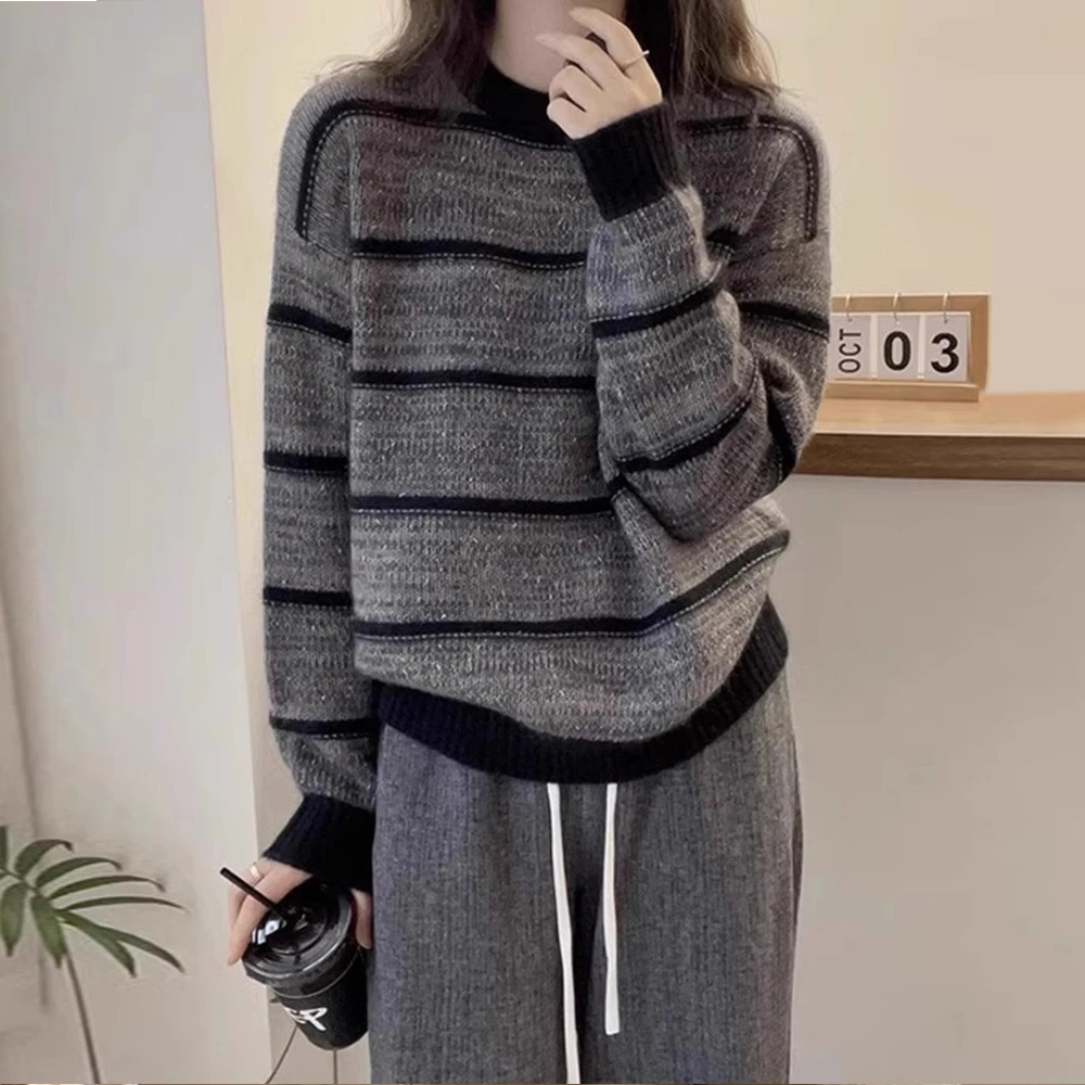 时髦减龄撞色休闲条纹软糯针织衫女秋冬新款舒适显瘦打底复古毛衣