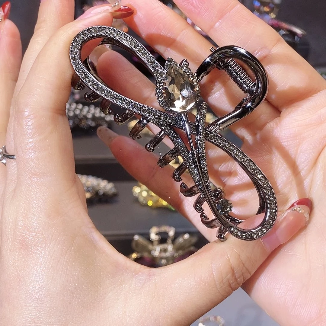 皮质铁合金一切就