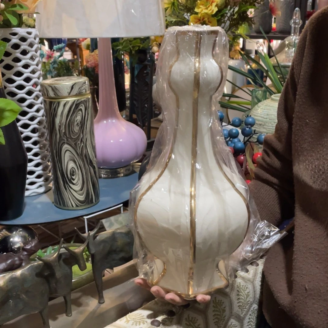 @****陶瓷花瓶，仿真绿植。