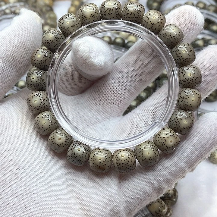 手串星月菩提?*夜11mm糯冰星点