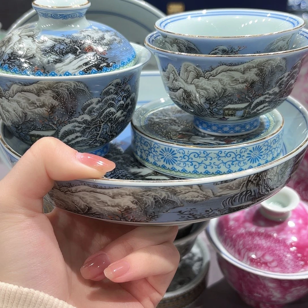 瓷片景德镇瓷器精品陈列