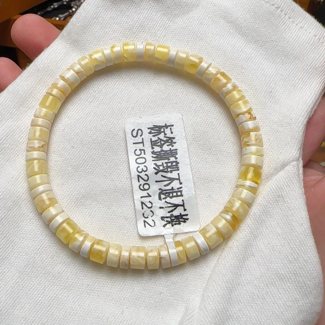 未镶嵌琥珀裸石6mm