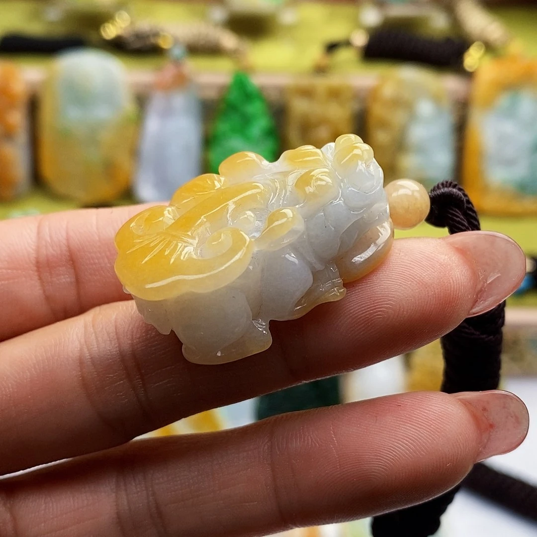 颈饰未镶嵌翡翠翡翠A货一物一证