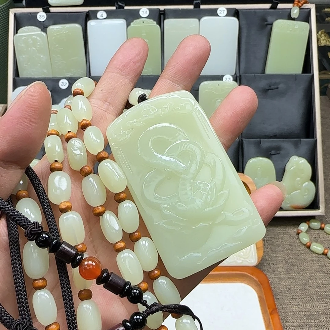 身***。昆仑山料一物一拍双面蛇