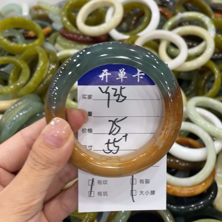 未镶嵌蛇纹石玉手镯