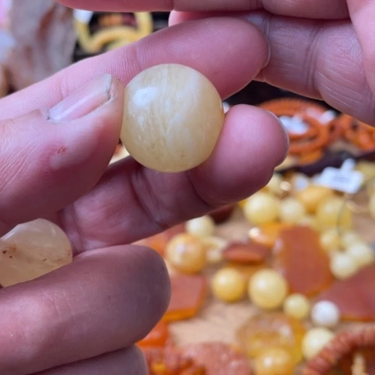 手链琥珀未镶嵌吊坠