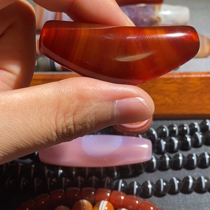 未镶嵌颈饰玛瑙/玉髓