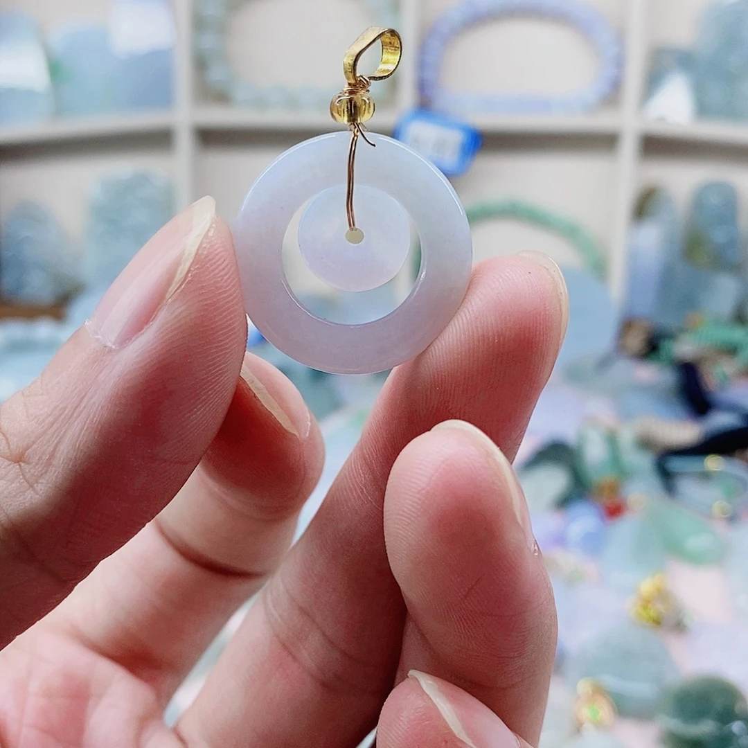 吊坠(不含链)未镶嵌翡翠天然