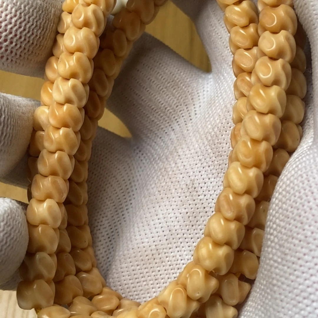 王***逸菩提根/象牙果手串
