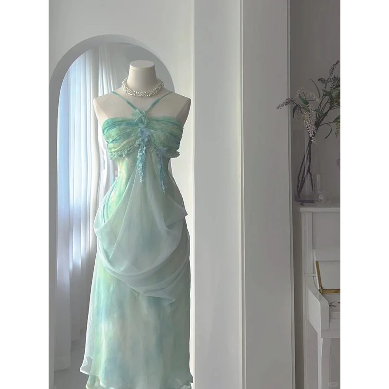 森林绿超仙气挂脖收腰包臀连衣裙小礼服度假裙中古感连衣裙