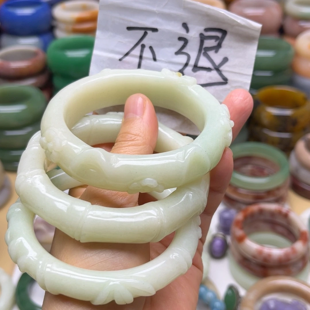 石英质玉未镶嵌手镯50一条