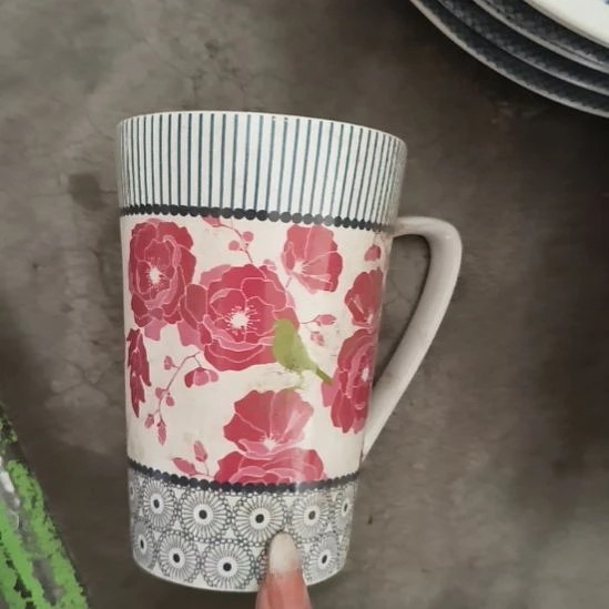 陶瓷盘子碗啥都有