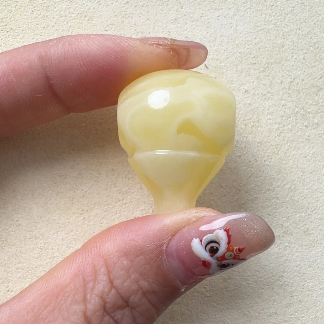 蜜蜡吊坠(不含链)未镶嵌